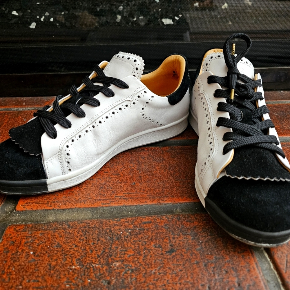Office Of Angela Scott - Elliot Sneaker